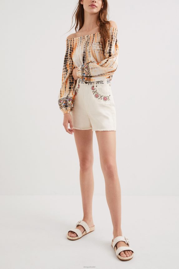 Women DesigualAmore shorts Clothing 68X2401032